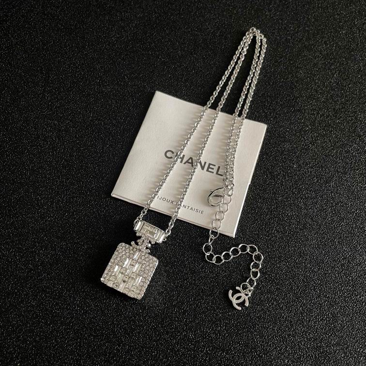 Chanel necklace 11lyh203